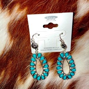 Teardrop Turquoise Earings